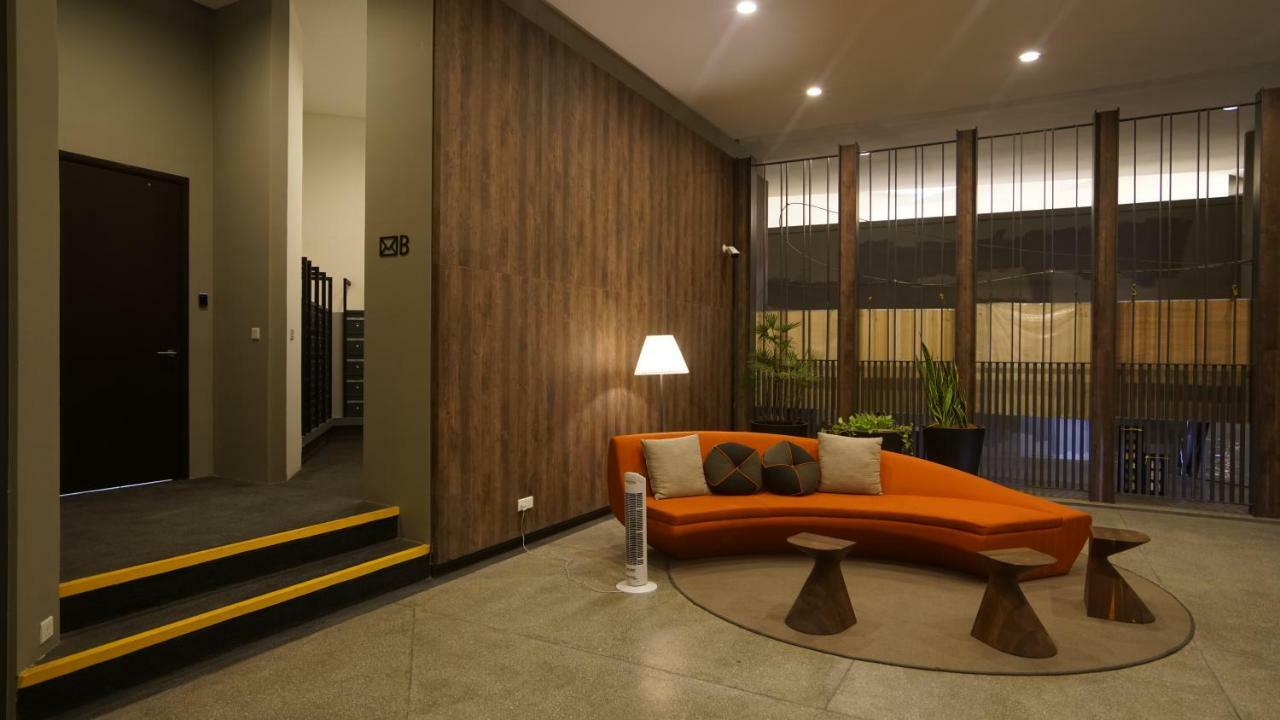 Klcc The Mews Home Kuala Lumpur Exterior photo