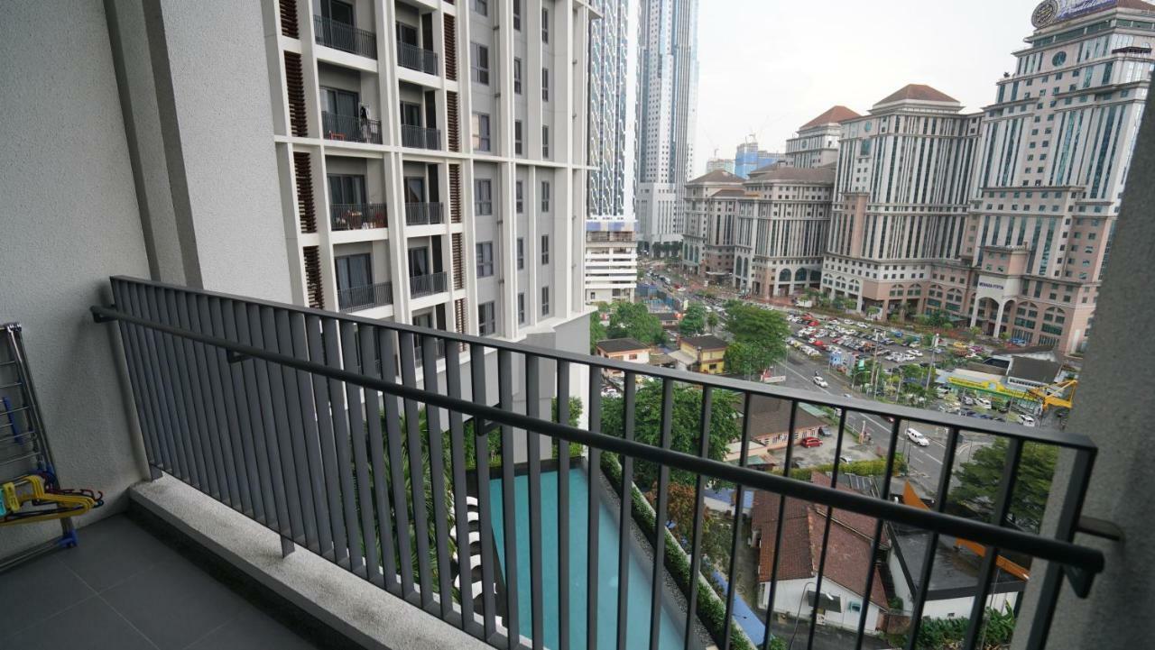 Klcc The Mews Home Kuala Lumpur Exterior photo